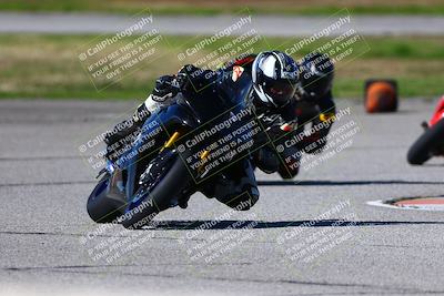 media/Jan-21-2023-Fastrack Riders (Sat) [[fcf3f88a30]]/Level 3/Session 4 Turn 6-Mountian Shot/